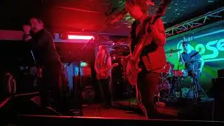 THE HALOPHONES &ndash; Live &ndash; 1.3.2024 Bar Loose, Helsinki, Finland