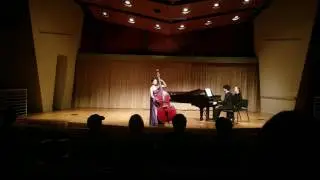 Бах - Соната ре мажор для гамбы и клавесина (контрабас Микёнг Сунг, фортепиано Джемин Шин)
