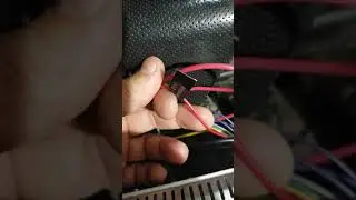 2006 Hummer H3 stereo sin audio