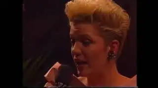 Promo voor TV Show 'Maya