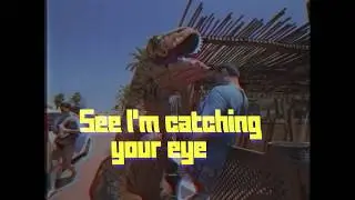 Juicy M feat. Sophie Hintze - Spotlight [Lyric Video]