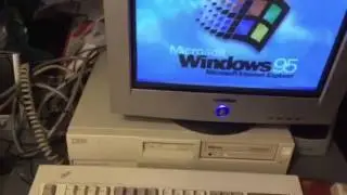 IBM Personal Computer 340 Startup