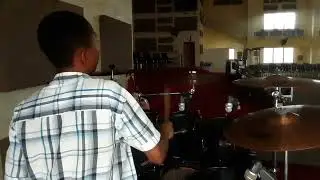 JUNDRUM OSEI on warm up section checkout