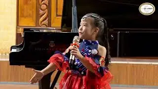 Chiếc khăn piêu - Khánh Vy