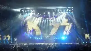 KISS - Detroit Rock City / Rock and Roll All Nite LIVE [HD] 8/31/14