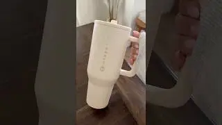 ASMR Unboxing 🤍 Cream Hydrojug 40 oz Traveler, Aesthetic Water Bottle #satisfyingasmr #hydrojug