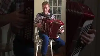 Finbarr Dwyer Reel - Irish traditional reel on button accordion