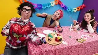 Komik video. Reyhan Abla, Cengiz ve Gülendam Sevgililer günü için çin restoranına gidiyor