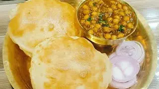 Soft & Puffy Bhature with Spicy Chole | बिना यीस्ट के Soft Bhature बनाएं | छोले भटूरे जो दिल जीत लें