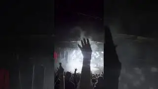 Skrillex's Insane Levels Remix & Rapid-Fire Mashup at Red Rocks!