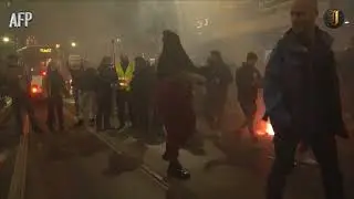 Snap Lockdown in Melbourne as protestors set off flares in response