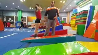 geri takla gergin diz nasıl  yapılır.