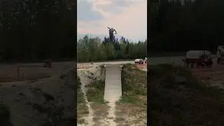 Bars are spinning #slopestyle #slopestylemtb #dirtjumps