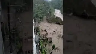 Huaico en Aguas Calientes