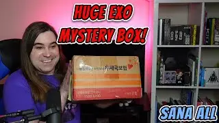 Unboxing HUGE EXO Merch MYSTERY BOX!  Sent to me from Bea Wong