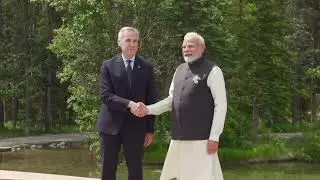 Indian PM Narendra Modi welcomed by Canadian PM Mark Carney, arrives for G7 Summit | Alberta |Canada