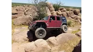 1959 Willys Custom F4 134 (photo slideshow)