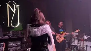 นิว จิ๋ว - ดูดี Live at DND เอกมัย