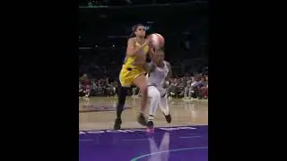 Fearless take from Rae Burrell 💥She goes strong to the rack for the lay! #subscribe #basketball