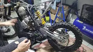 TUTO: Dépose du moteur de la crz ,erz 250cc