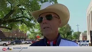 Alamo Letter Society unveils plaque at Van Zandt County Courthouse