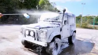 BE Pressure Snow Foam Lance In Action - Cleaning a Land Rover