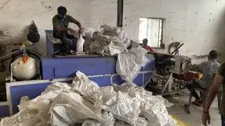 Plastic lumps / Gitta / Gatha Machine