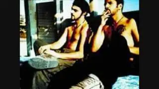 Razastarr-O pio mizeros ex8ros sou