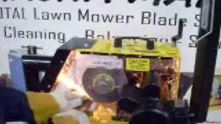 Quick Demo of MAG-8000 Universal Lawn Mower Blade Sharpener (speed demo)