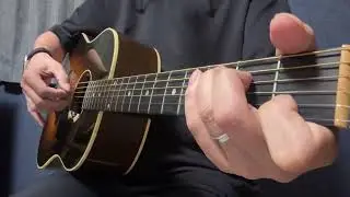 暖簾、作ったのはシンガーソングライターの永井龍雲さんですね。ハーモニカで弾き語り…、でも演歌かな？