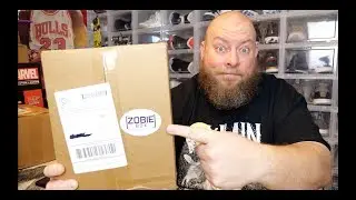 Opening the February 2020 Zobie Pop Culture Mystery Box + Ultimate Guy Box - Exclusive Autograph