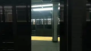 (23 street subway platform manhattan)NYC 5/20/2023