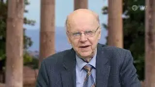 Evoluutio, luominen ja tiede Pekka Reinikainen Evoluutio ja alku, alussa oli sana.  Jakso 7