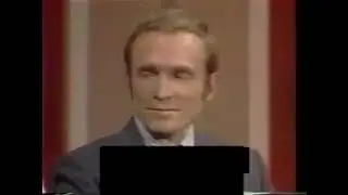 No&euml;l Coward quickly making mincemeat of Dick Cavett.