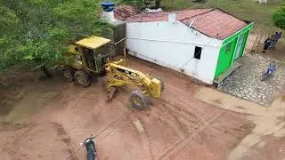 O mal tempo n&atilde;o deixou filmar de drone o patroleiro Paulo trabalhando na mata do riach&atilde;o