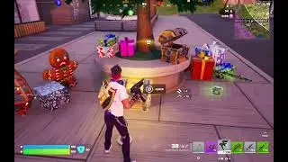 Jugar Fortnite Pacific Break en PC AMD Ryzen 7 7735hs con 24GB de Ram y AMD Radeon 680M