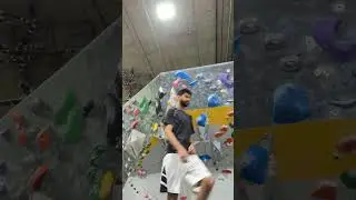 v5 #bouldering #girlswhoclimb #dogpatch #touchstone
