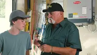 Merv Hughes&rsquo; quick fix for smudge-free sunglasses with DIGGERS&trade; Isopropyl Alcohol