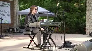 Robbie performing 
