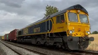 Diesel locomotive Uk epic trains 170101 66617  66311 66715 66730 66713 great tones Burbage common 