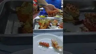 Restaurant staff cutting King Crab for me at El Viejo Marino #girubabeulahse #ushuaia #kingcrab