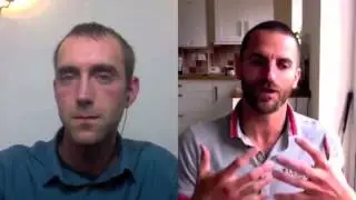 Майк Нэш берет интервью у Элвина Робинсона в программе High Energy Academy