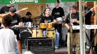 Live in Blue Bay, Graffiti, Take Five, 09-09-12