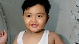 Belajar mandi sendiri
