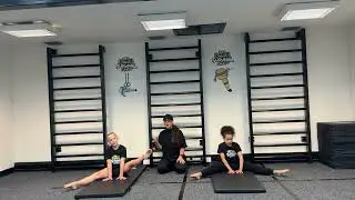 How To Do Straddle Leg Lifts