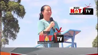 Старший вождь в отставке Заблон Могамби Онтири на территории Мобамба, Ньярибари Масаба