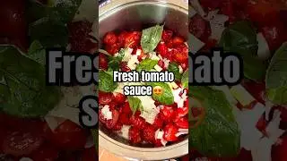 Farm to table 🍅 make a fresh tomato sauce!  #tomato #italy #pasta