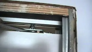 Instalación de una puerta corredera empotrada.