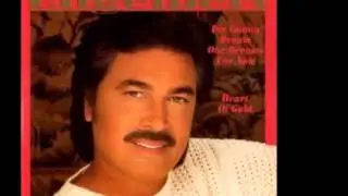 Engelbert Humperdinck - Torero She Brings Him Spanish Roses