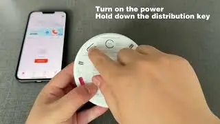 How does a RF smoke detector work?
